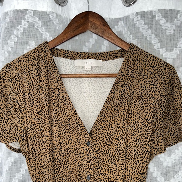 Loft Dresses | Leopard Print V-Neck Midi Shirtdress - Picture 2 of 4